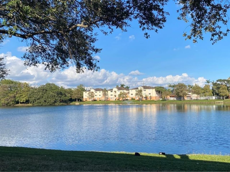 Photo - 3700 N 56th Ave (Hollywood, FL)