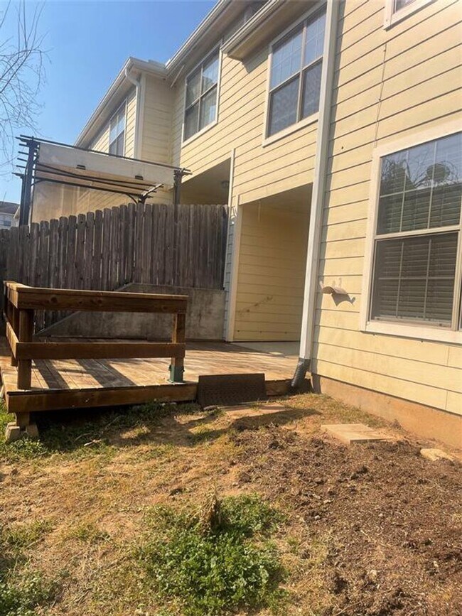 Building Photo - 3 bdrm, 3.5 baths at The Ranch at Sam Houston