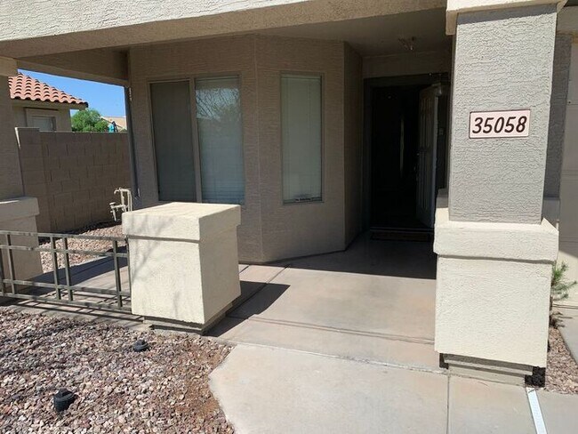 Building Photo - COMING SOON! Beautifu;l 4Bed/2.5Bath, Private Pool Home!