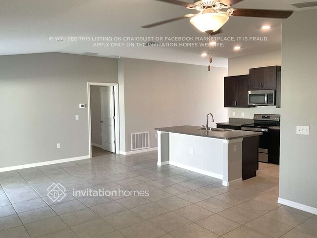Building Photo - 1524 Blue Rose Dr