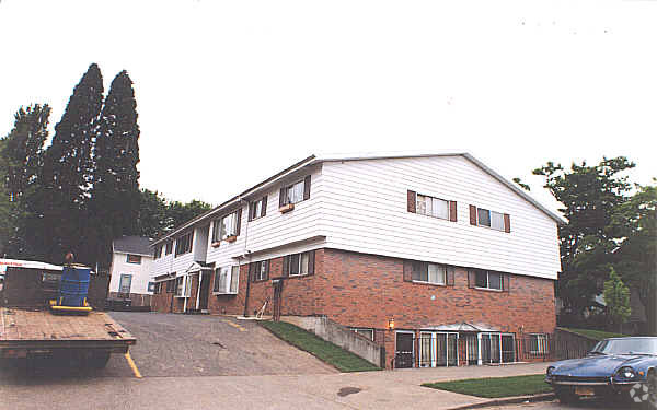 Building Photo - Regal Terrace Apartments