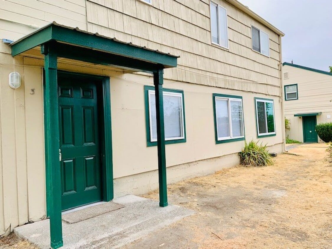 333 Bryan Ave Unit 3, Bremerton, WA 98312 Room for Rent in Bremerton, WA