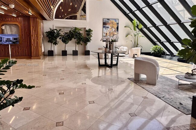 Foto del edificio - 19707 Turnberry Way