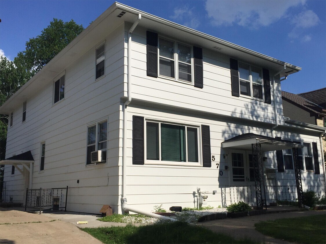 Primary Photo - 570 Fairview Ave S