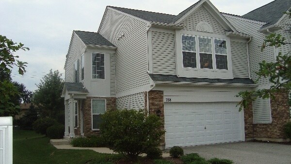 Primary Photo - 784 Pointe Dr