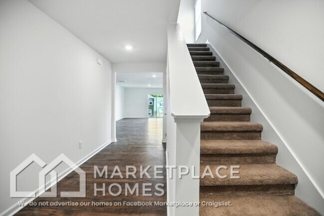 Building Photo - 341 Arrowhead Dr