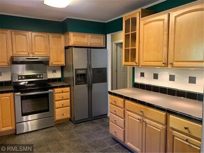 Building Photo - 16550 Baywood Ln