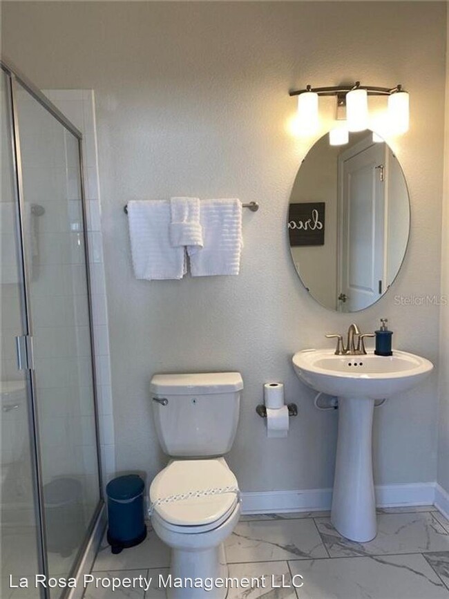 Building Photo - 6 br, 6 bath House - 1555 PALMERO WAY