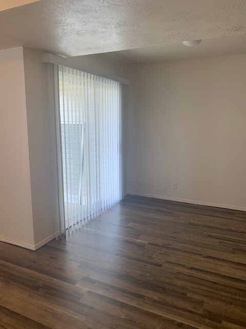Foto del edificio - 593 S 430 W