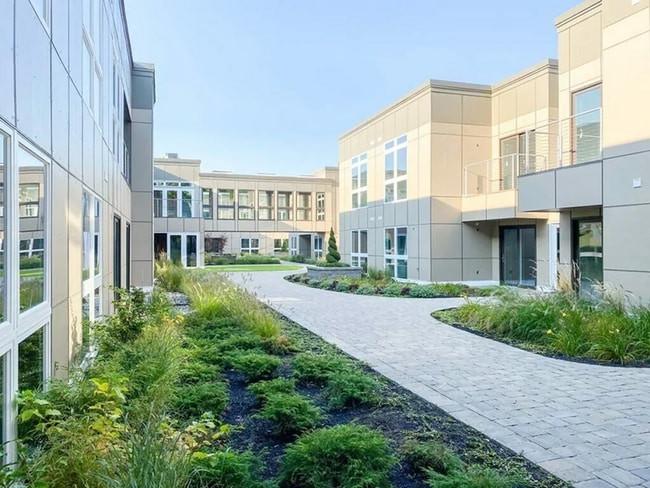 Building Photo - Watermills