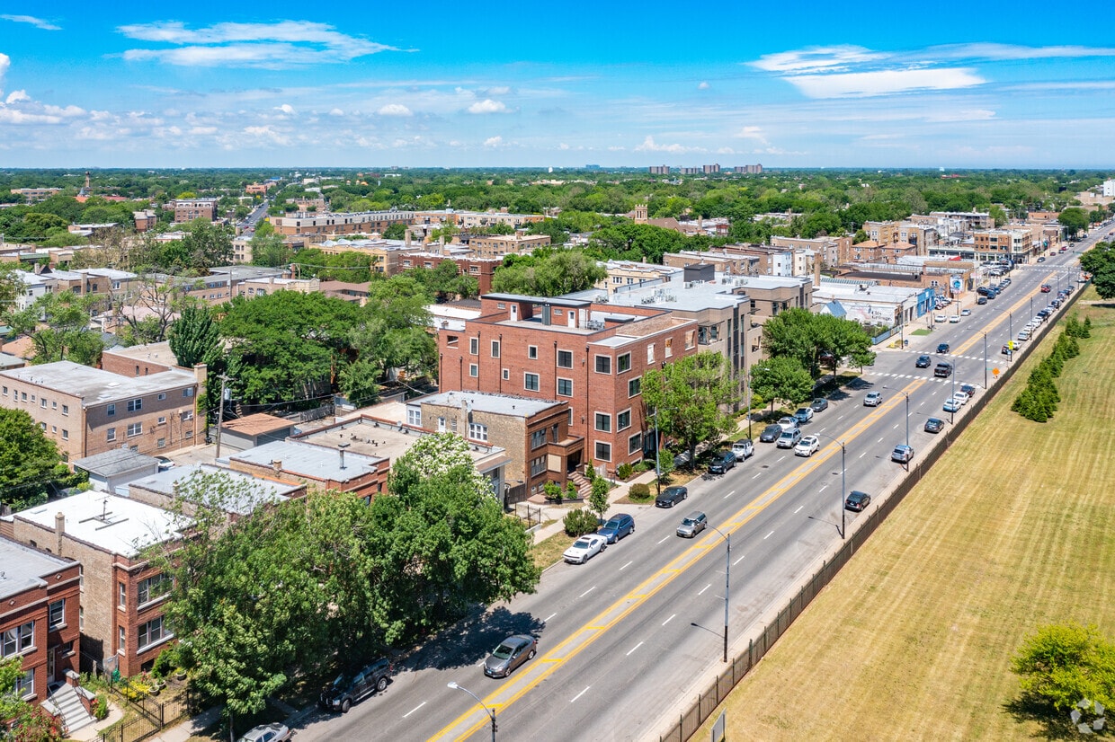 Aerial Photo - 5442 N Western Ave