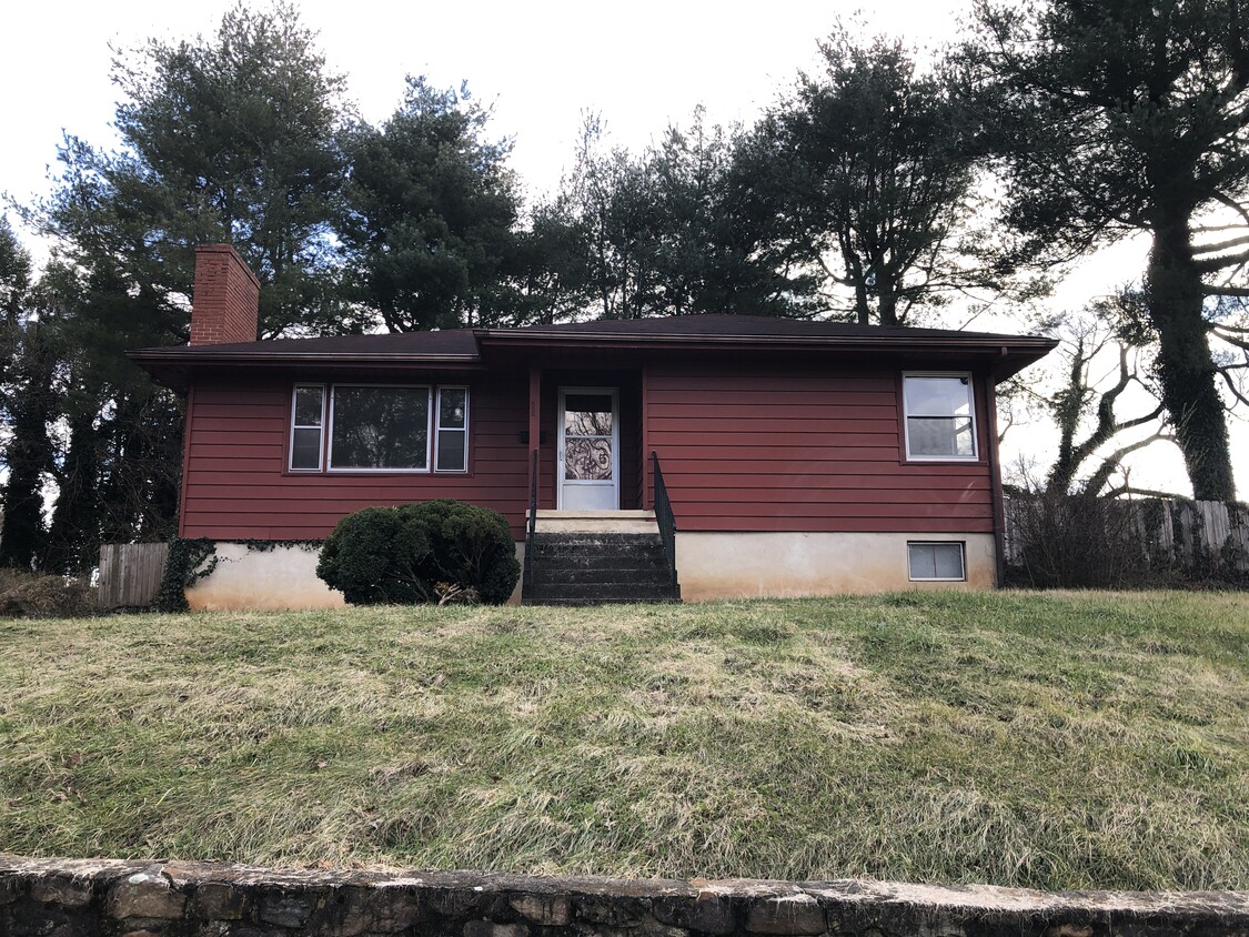 Foto principal - 1912 Blenheim Rd SW