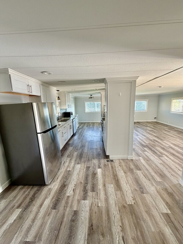 Foto del edificio - 8449 Moonlight Way