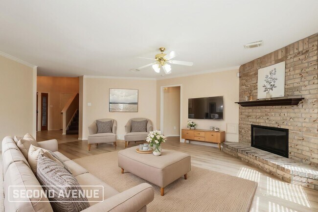 Foto del edificio - 21930 Golden Cedar Dr