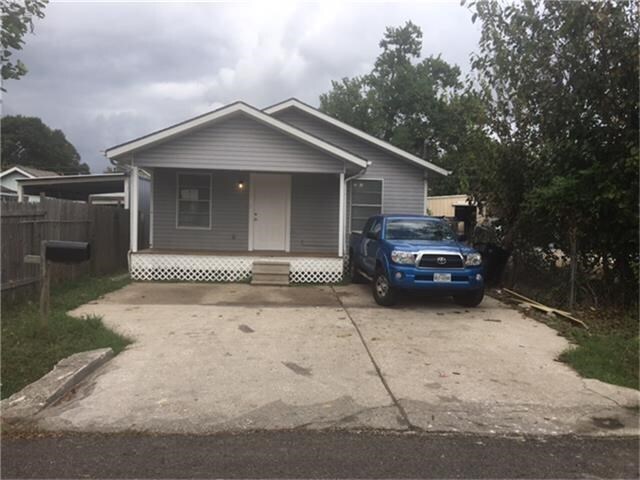 Foto principal - 7209 Karnes St