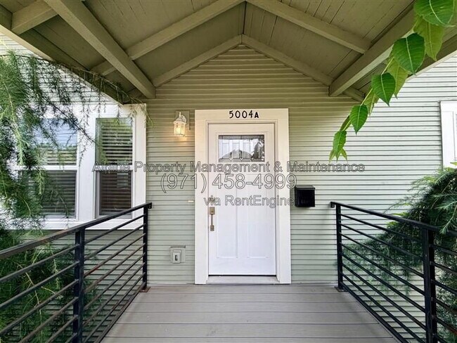 Building Photo - 5004 SE 38th Ave
