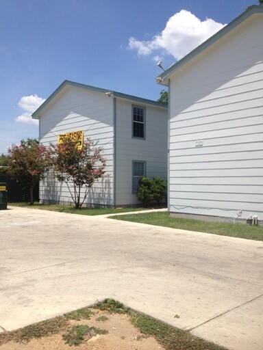Building Photo - 1405 Donaldson Ave