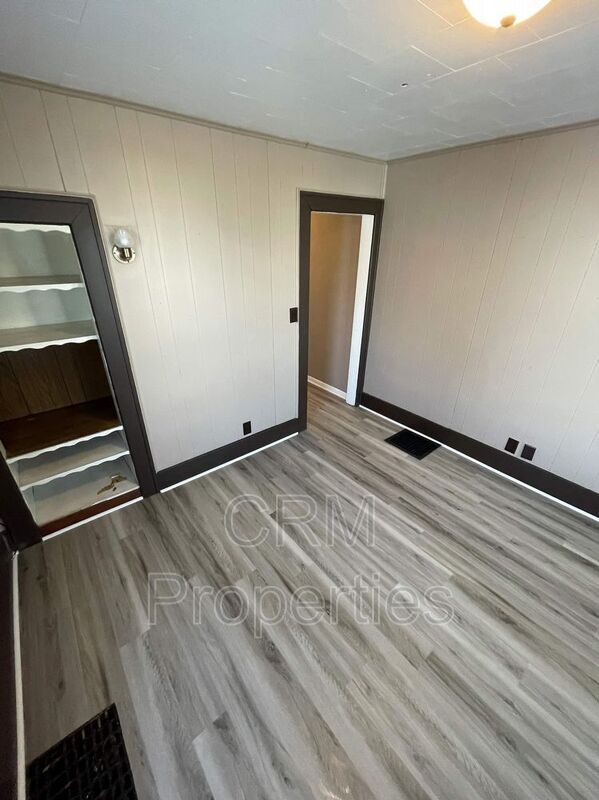 Foto del edificio - 1818 N Morrison St
