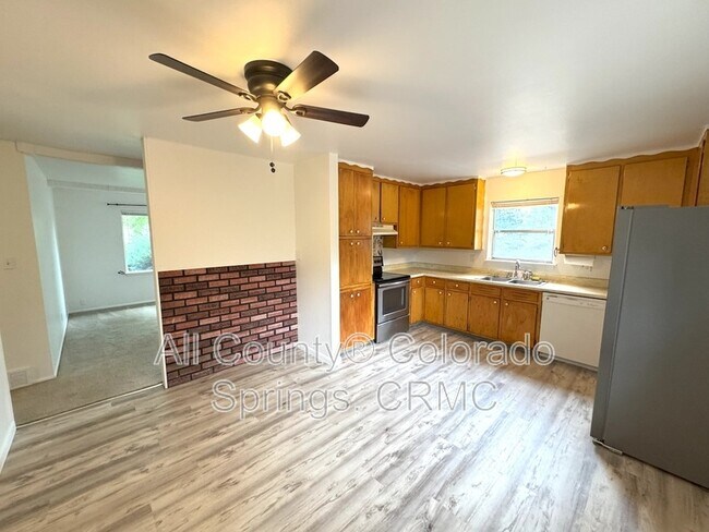 Foto del edificio - 1515 Eagle View Dr