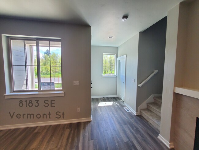 Medio baño en la planta baja - 8183 SE Vermont St