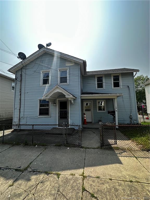 12 Smith St Unit 1st, Derby, CT 06418 Room for Rent in Derby, CT
