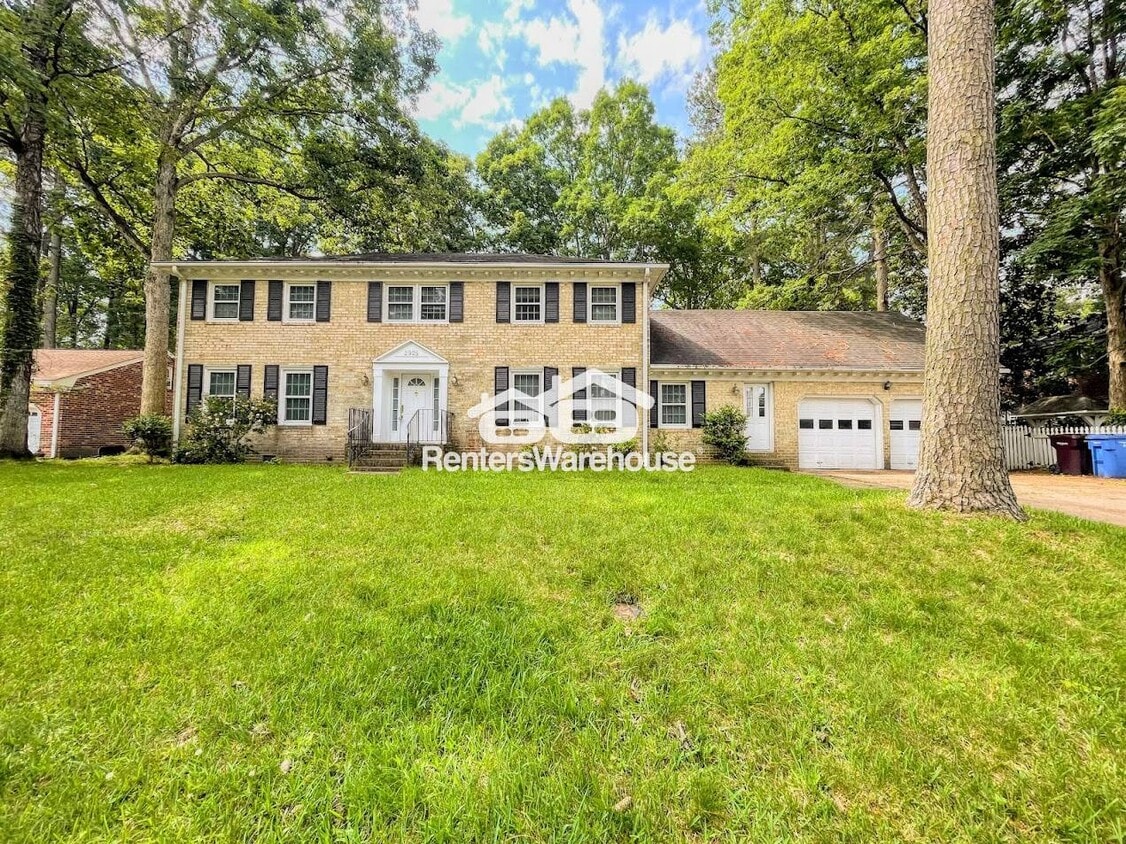 Primary Photo - 2925 Duke of York Dr