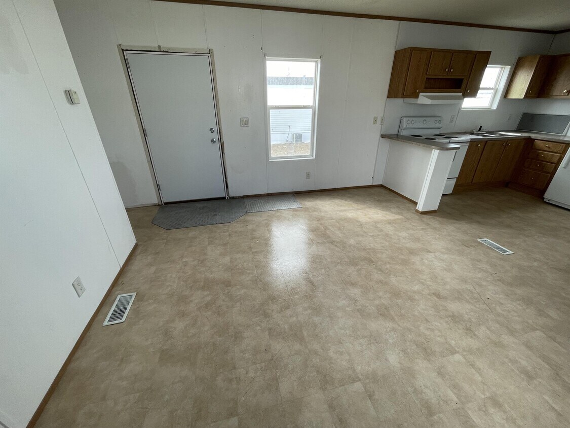 Foto principal - 514 35th Ave NW