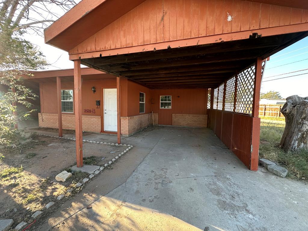 Primary Photo - 2521 Roper St