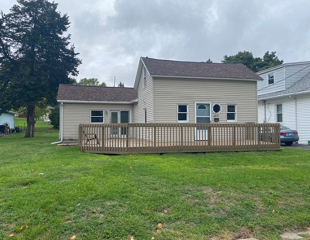 Building Photo - Single Family Home at 2415 Main St,  , Peru