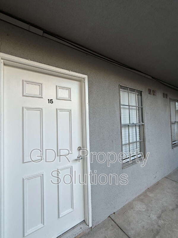 Building Photo - 401 14th St NW