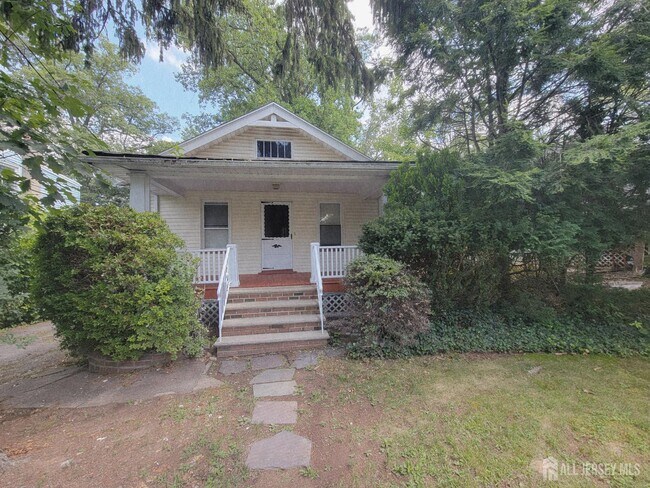 Building Photo - 21 Middlesex Ave