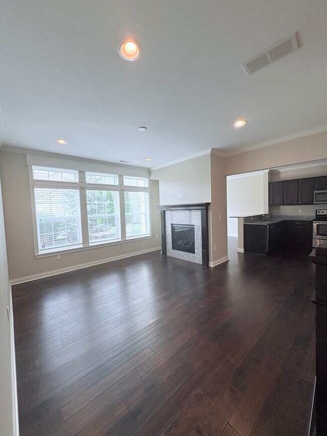 Foto del edificio - Charming 3 beds 2.5 baths in Columbus!