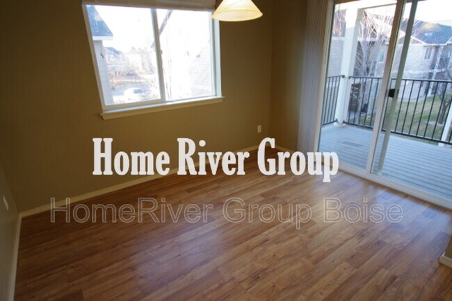 Foto del edificio - 16587 N Investor Loop