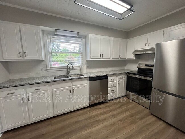 Foto del edificio - 735 W Mountain St