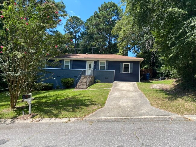 Building Photo - 322 Westgate Dr