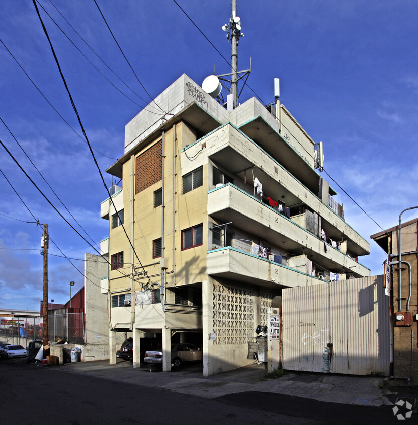 Primary Photo - 938 Owen St