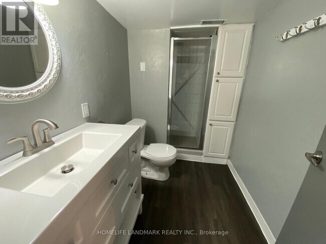 Building Photo - 11 Pindar Crescent