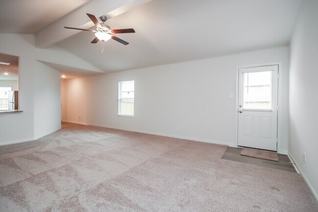 Building Photo - 8406 Rayburn Rd