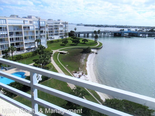 Foto del edificio - 7882 Sailboat Key Blvd S