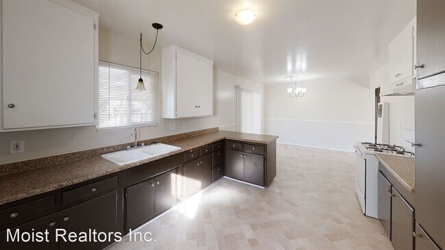 Foto del edificio - 3 br, 2 bath House - 1072 4th St