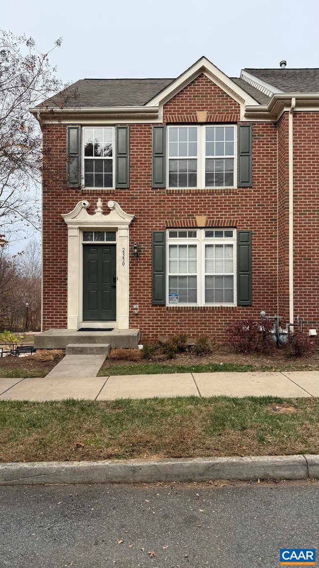 Building Photo - 2350 Abington Dr