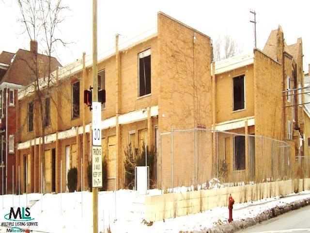 Building Photo - SCHOENHERR APARTMENTS