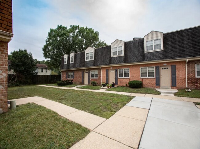 Building Photo - 8631 Pioneer Drive