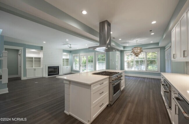 Foto del edificio - 7110 Saybrook Dr
