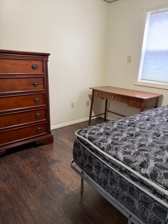 Bedroom 1 - 101 Market St