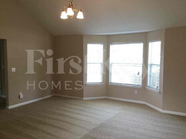 Foto del edificio - 2771 Ward Lake Ln