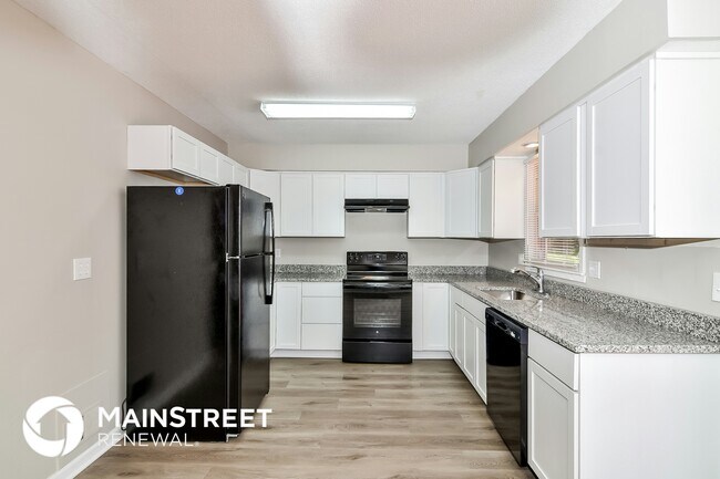 Foto del edificio - 512 Hargis Ln