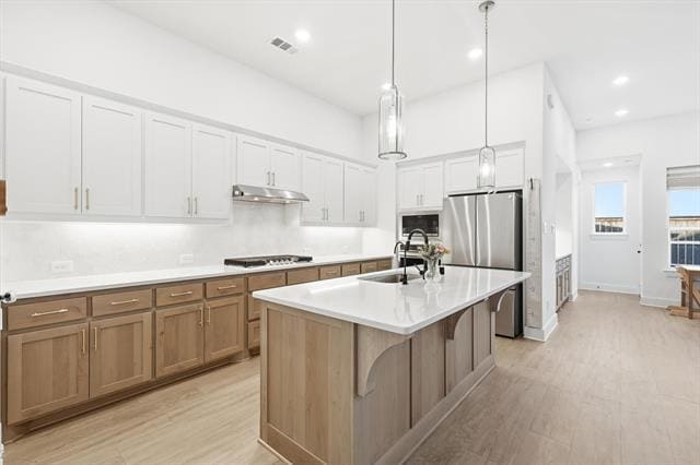 Building Photo - 1417 Sandhill Ln