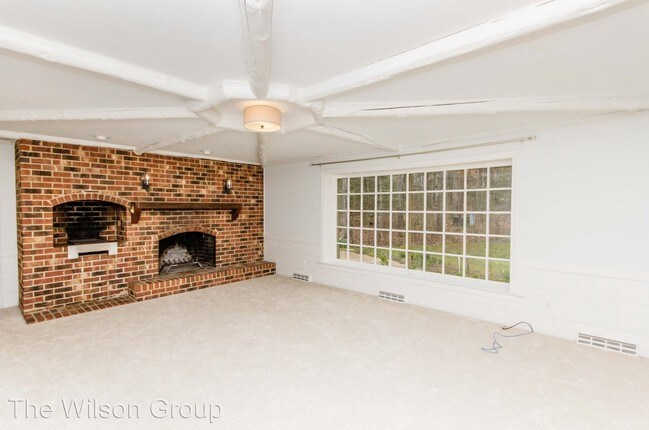 Building Photo - 4 br, 2.5 bath House - 2321 Walhala Drive