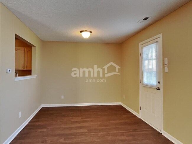 Building Photo - 10628 Glenayr Dr